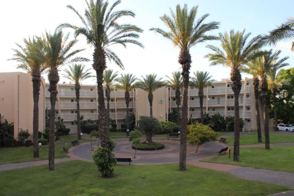 Gma Caesarea Apartment ภายนอก รูปภาพ