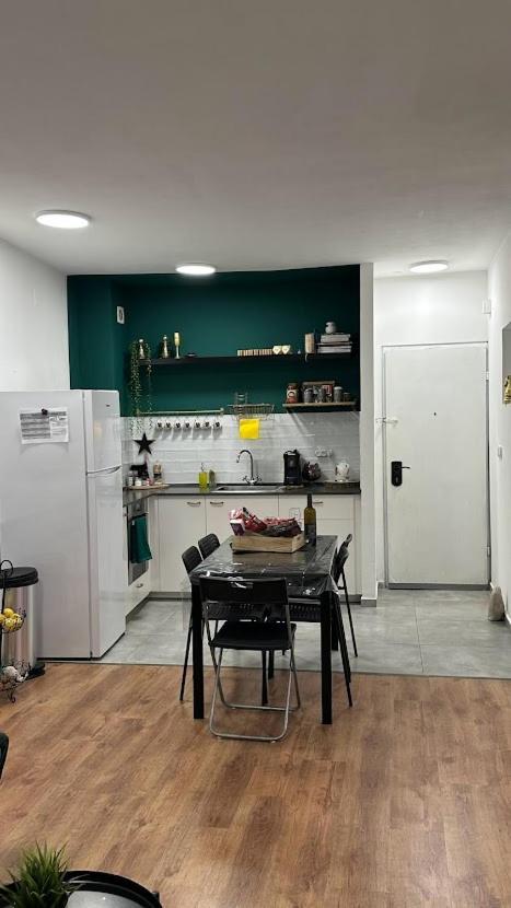 Gma Caesarea Apartment ภายนอก รูปภาพ