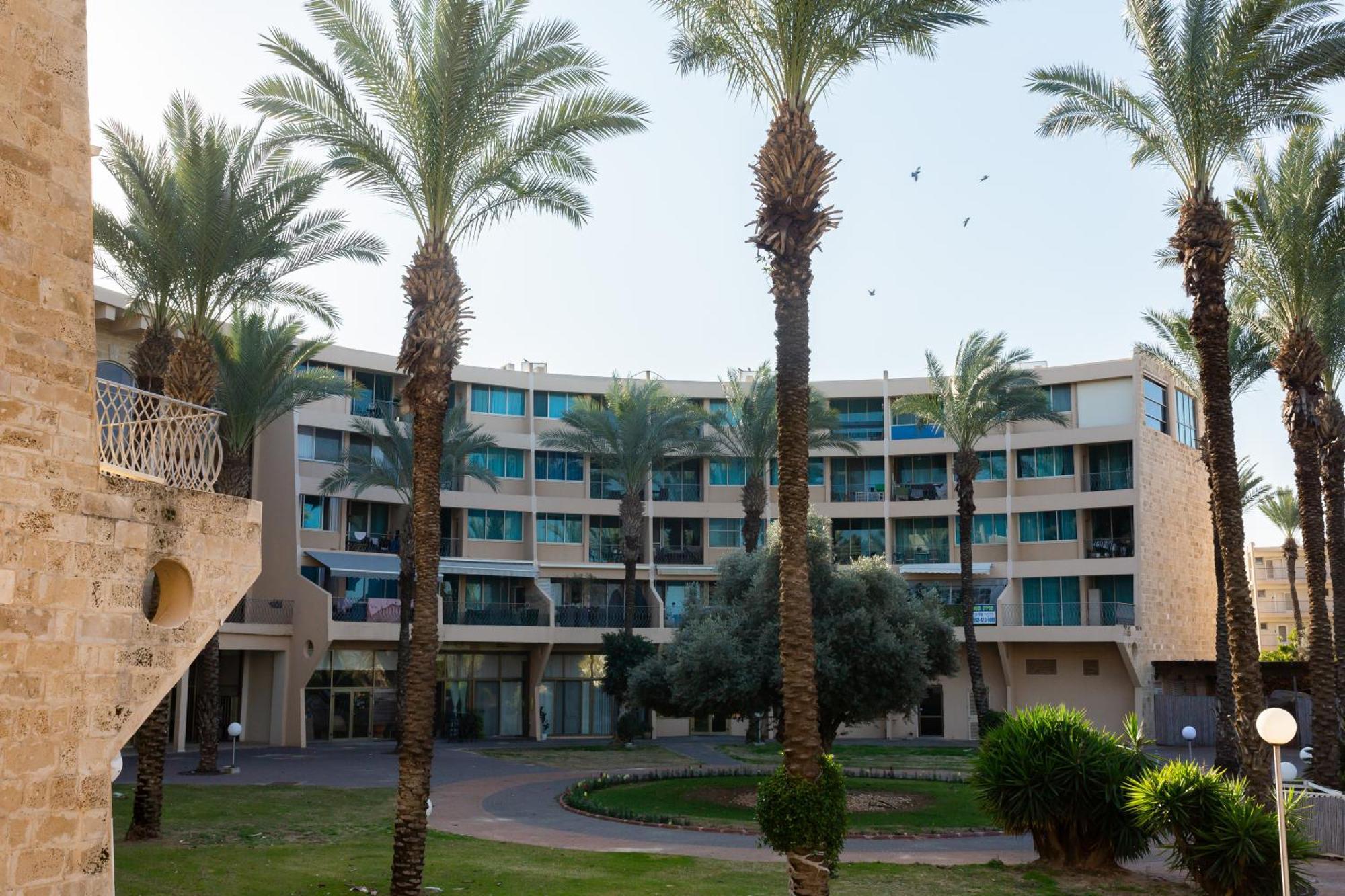 Gma Caesarea Apartment ภายนอก รูปภาพ
