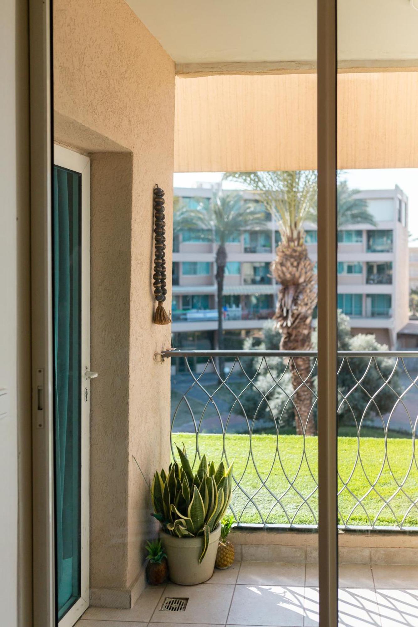 Gma Caesarea Apartment ภายนอก รูปภาพ